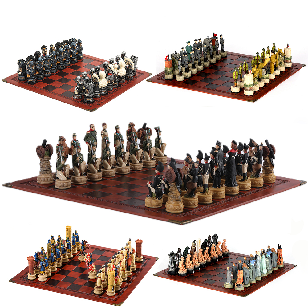 3D Character-themed Chess Set  - Board Game Queen ulasan dan harga