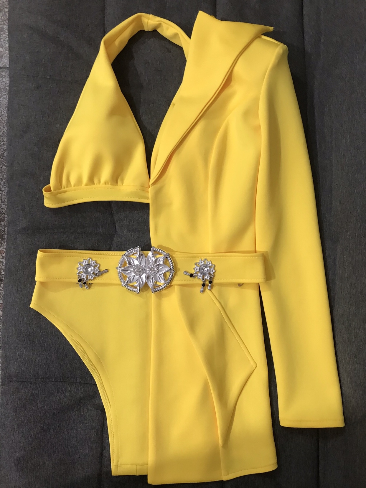 Sexy Asymmetric Blazer Bikini  - Board Game Yogi ulasan dan harga